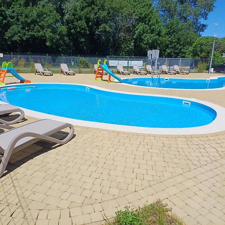 Horyzont Apartamenty- 50M Od Morza!!!Apartamenty Prywatne W Family Dominikana- Self Check In Sianozety Eksteriør billede